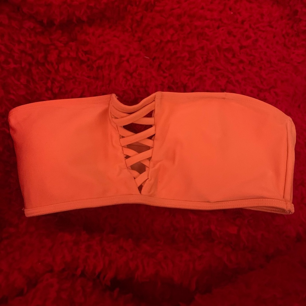 strapless bikini top